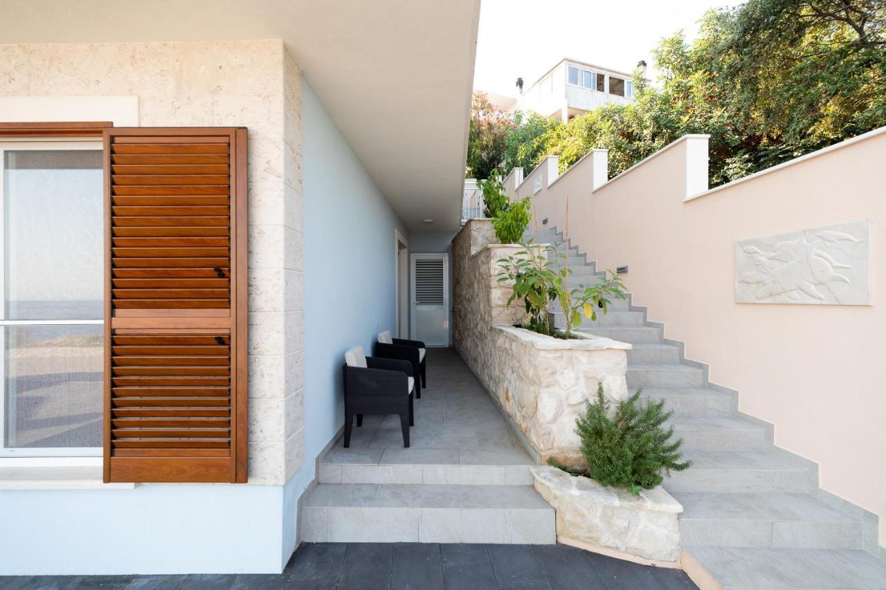 Vila Apartments Marina Blato  Екстериор снимка